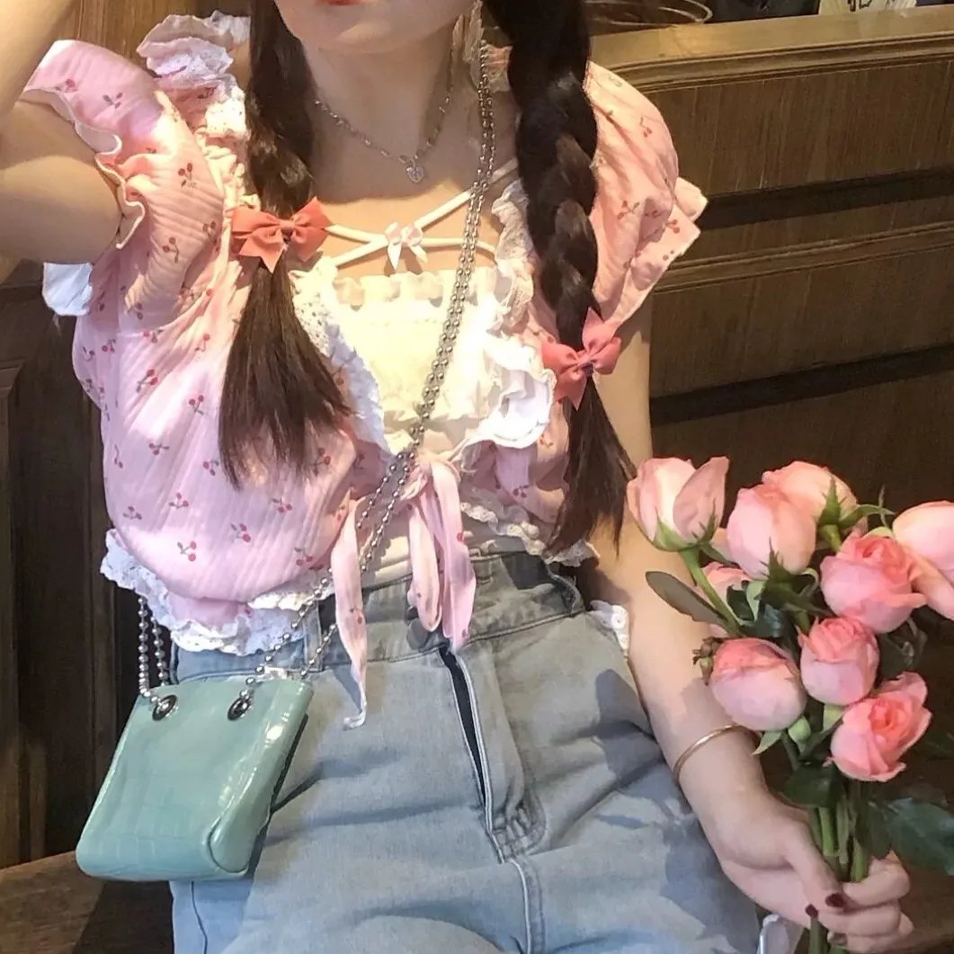芭比之神秘之门海报