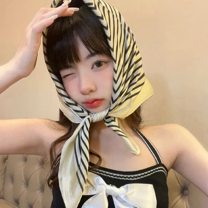 双生狂爱海报
